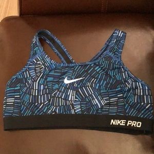 Nike Pro Padded Sports Bra- I found the padding!
